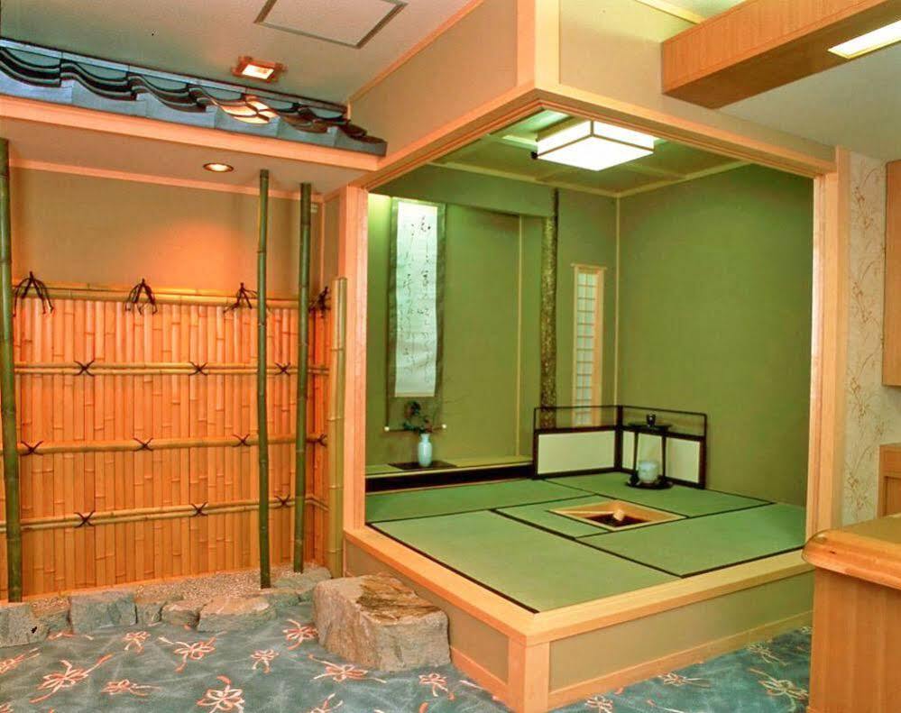 Отель Diamond Shiga Яманути Экстерьер фото